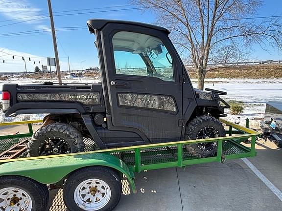 Image of John Deere XUV 835R Primary image