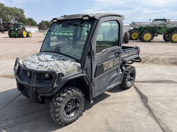 Main image John Deere XUV 835R