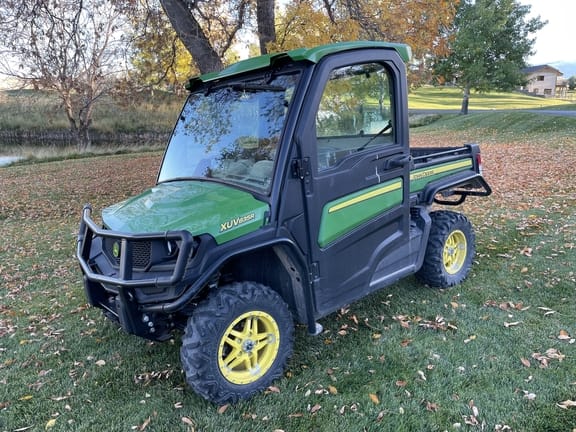 Main image John Deere XUV 835R