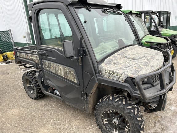 Main image John Deere XUV 835R