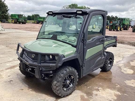 Image of John Deere XUV 835R equipment image 2