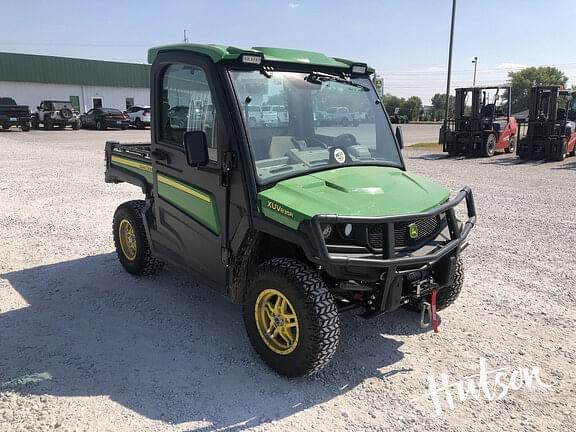 Image of John Deere XUV 835R Primary image