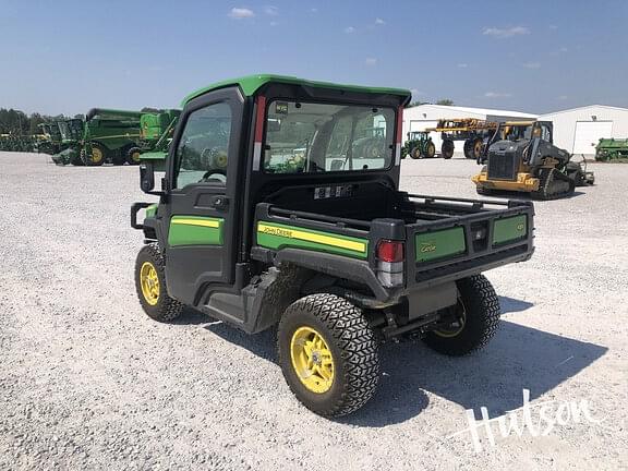 Image of John Deere XUV 835R equipment image 2