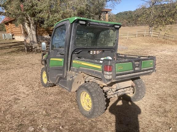 Image of John Deere XUV 835R equipment image 3