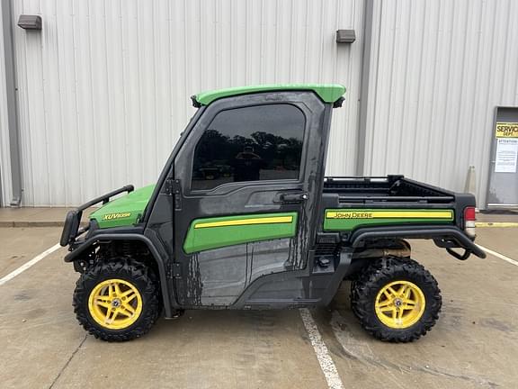 Image of John Deere XUV 835R Primary image