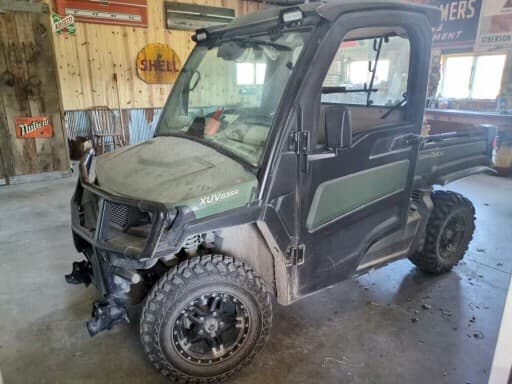 Image of John Deere XUV 835R equipment image 4