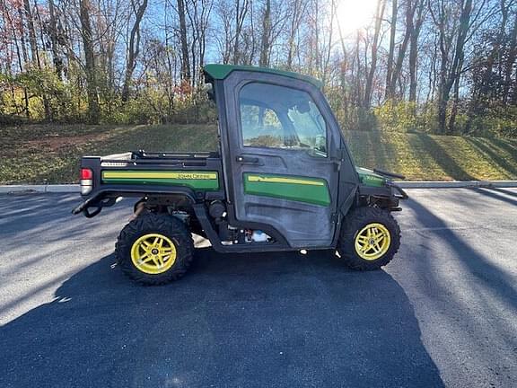 Image of John Deere XUV 835R equipment image 4