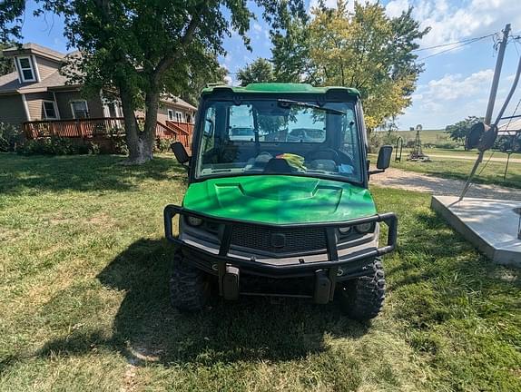 Image of John Deere XUV 835R equipment image 3