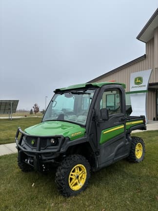 Image of John Deere XUV 835R Primary image