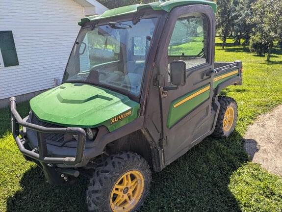 Image of John Deere XUV 835R equipment image 1