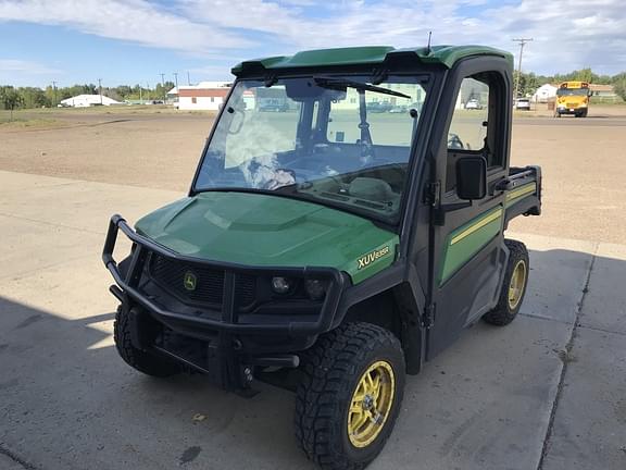 Image of John Deere XUV 835R equipment image 1