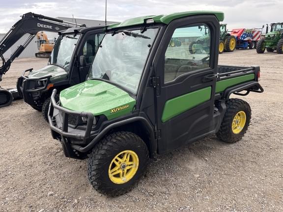 Image of John Deere XUV 835R equipment image 1