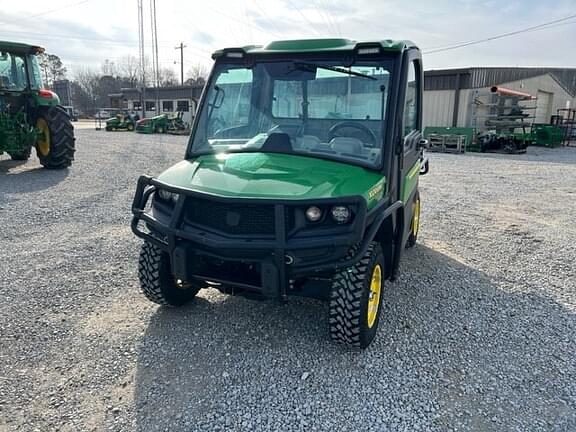 Thumbnail image John Deere XUV 835R 1