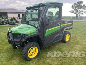 Main image John Deere XUV 835R
