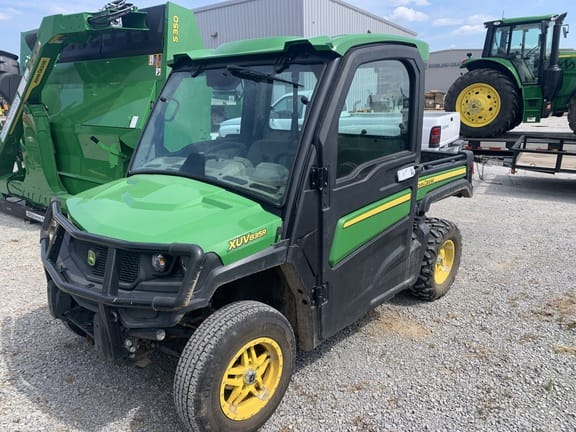 Main image John Deere XUV 835R