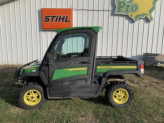 Image of John Deere XUV 835R equipment image 3