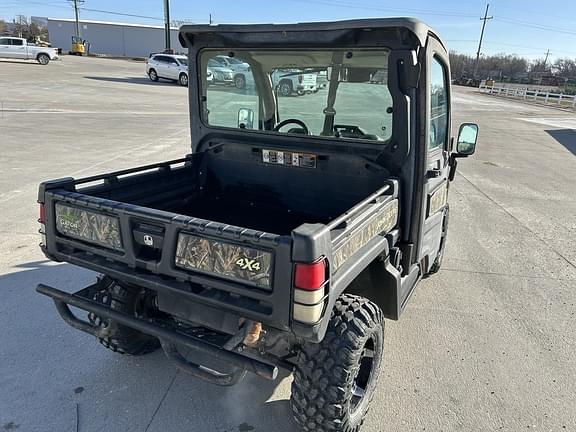 Image of John Deere XUV 835R equipment image 3