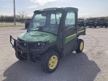 Main image John Deere XUV 835R