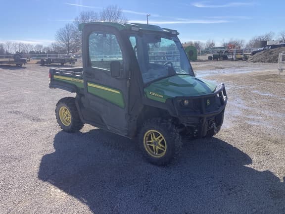 Image of John Deere XUV 835R equipment image 3