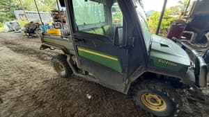 2018 John Deere XUV 835R Image