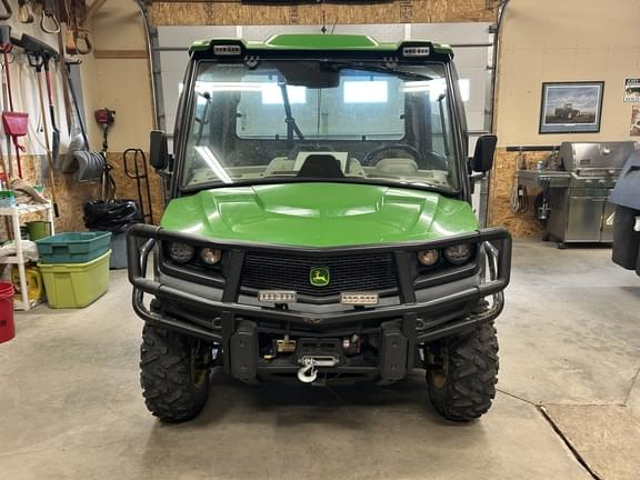 Image of John Deere XUV 835R equipment image 2