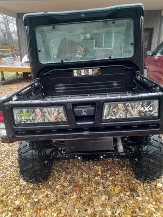 Image of John Deere XUV 835R Image 1