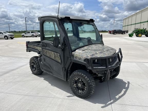 Image of John Deere XUV 835R equipment image 2