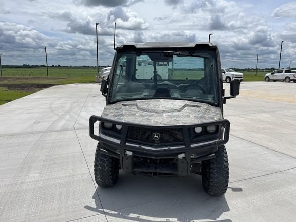 Image of John Deere XUV 835R equipment image 1