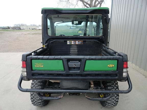 Image of John Deere XUV 835R equipment image 3