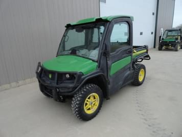 Main image John Deere XUV 835R