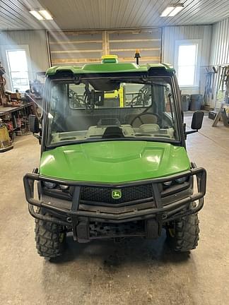 Image of John Deere XUV 835R equipment image 4