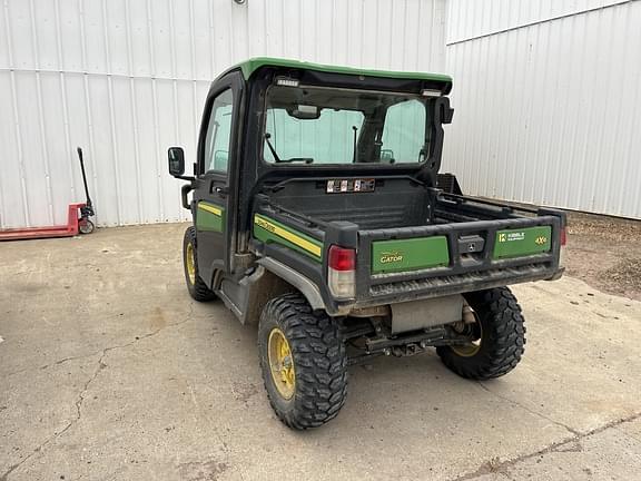 Image of John Deere XUV 835R equipment image 3