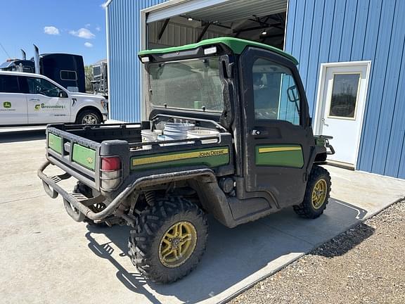 Image of John Deere XUV 835R equipment image 4