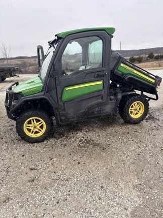 Main image John Deere XUV 835R