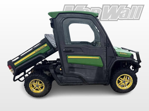 Image of John Deere XUV 835R equipment image 1