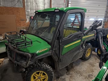 Main image John Deere XUV 835R