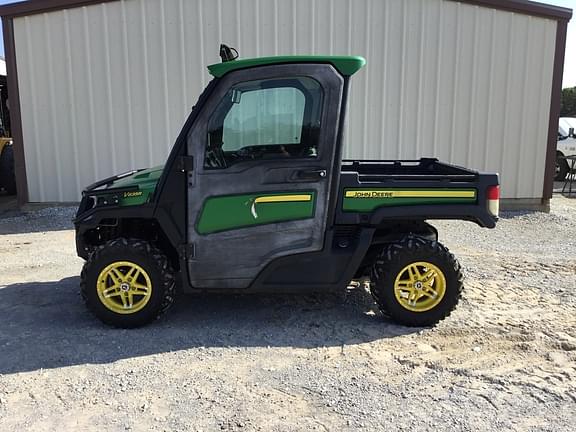 Image of John Deere XUV 835R Primary image