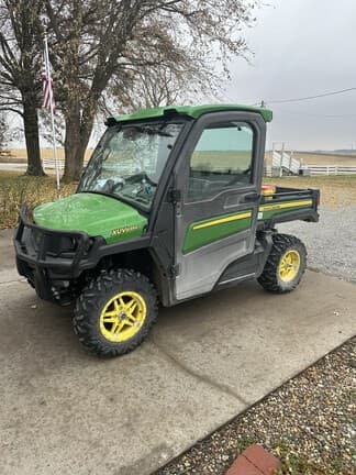 Image of John Deere XUV 835R Primary image