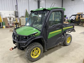 Main image John Deere XUV 835R
