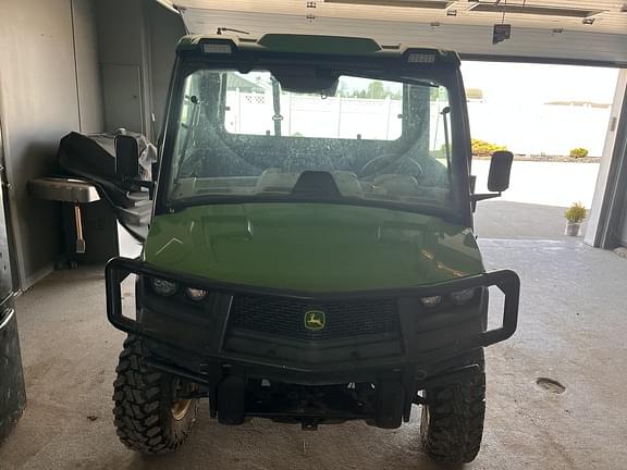 Image of John Deere XUV 835R equipment image 1