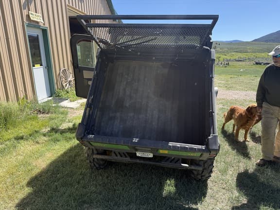 Image of John Deere XUV 835R equipment image 3