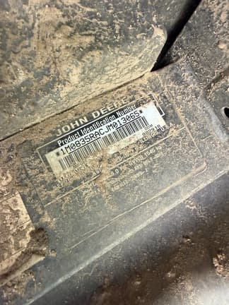 Image of John Deere XUV 835R equipment image 1