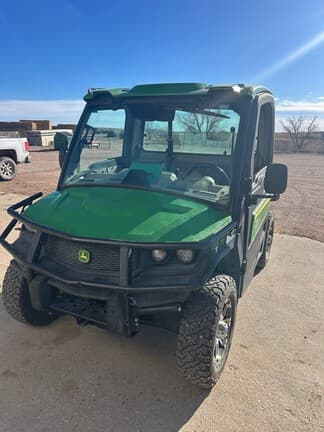 Image of John Deere XUV 835R equipment image 1