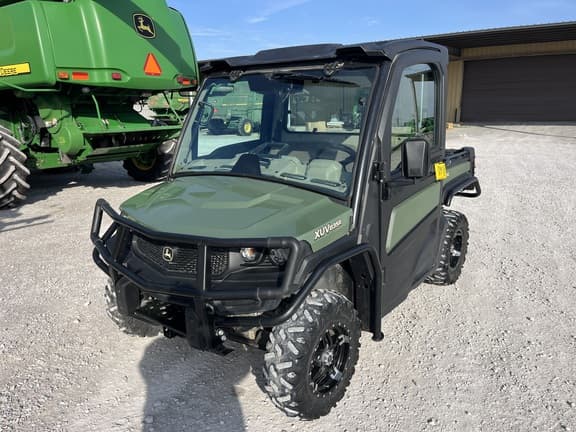Image of John Deere XUV 835R Primary image