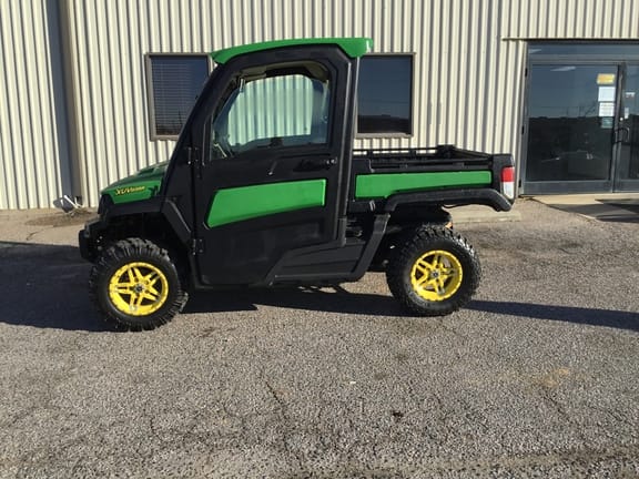 Main image John Deere XUV 835R