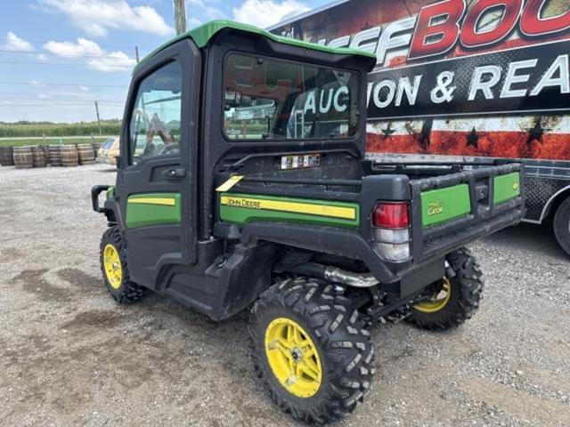 Image of John Deere XUV 835R equipment image 1