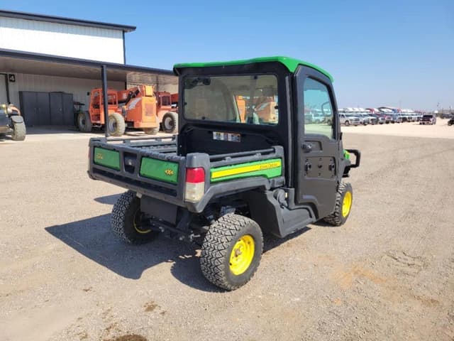Image of John Deere Gator XUV 835R equipment image 4