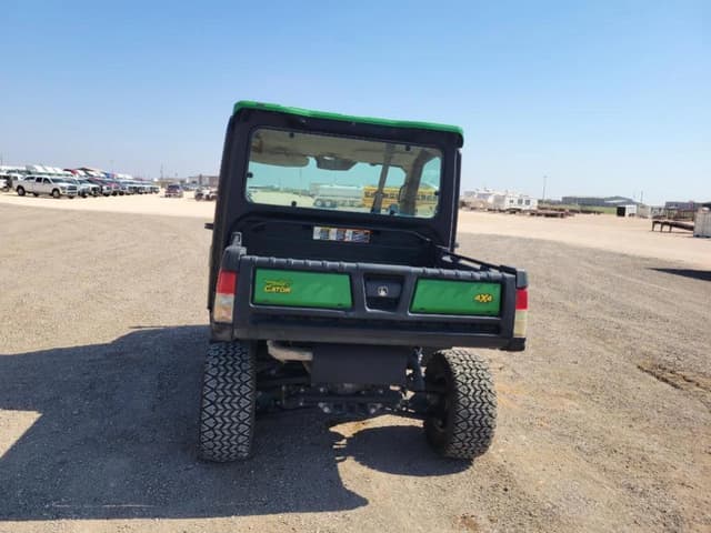 Image of John Deere Gator XUV 835R equipment image 3