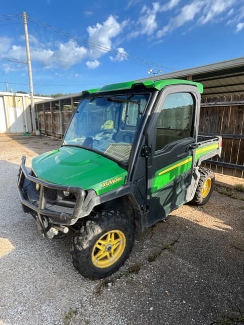 Image of John Deere XUV 835R Image 0