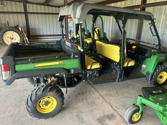 2018 John Deere Gator XUV 855M S4 Equipment Image0